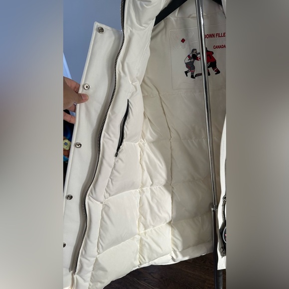 Womens Moose knuckles parka - Picture 2 of 12